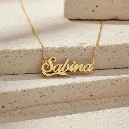 שרשרת שם עם עיטור