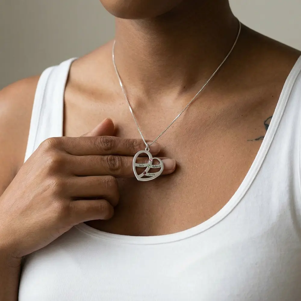 שרשרת לב עם חריטת שמות הילדים ואבן לפי חודש לידה • כסף 925