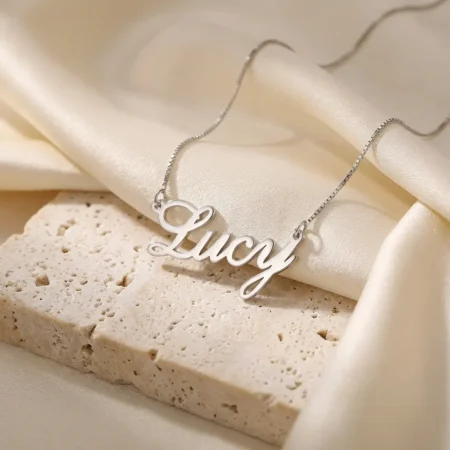 שרשרת שם בהתאמה אישית