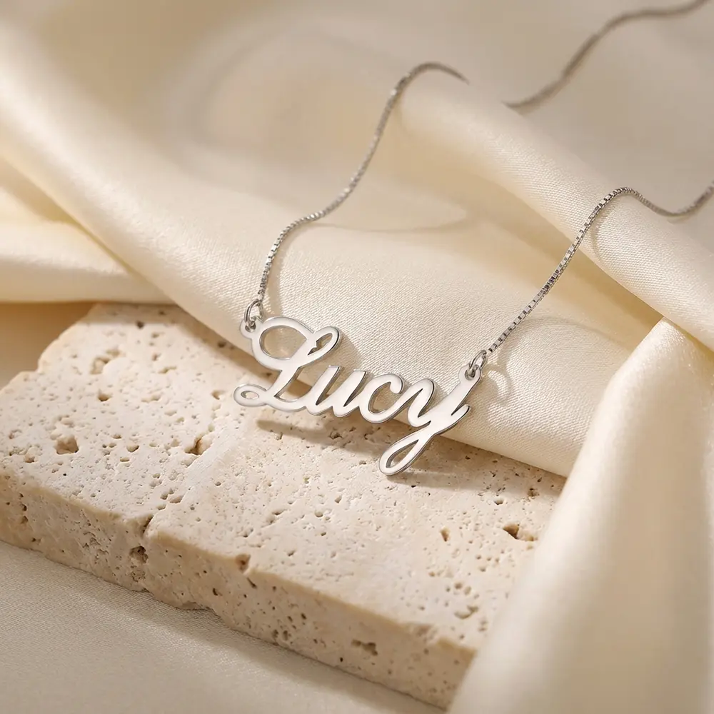 שרשרת שם בהתאמה אישית