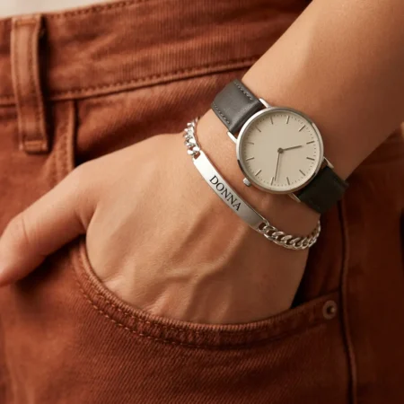 גורמט בר עם חריטה