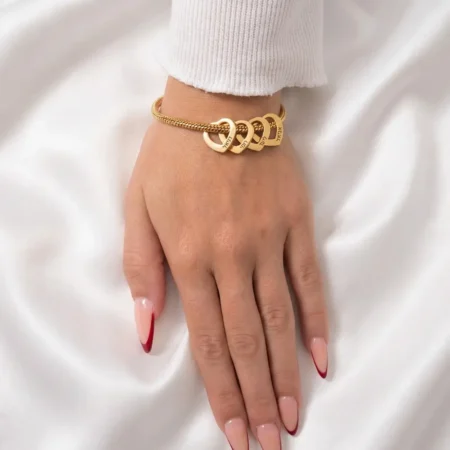 צמיד לבבות לאמא עם שמות הילדים