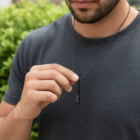 שרשרת בר לגבר עם חריטה • שחור
