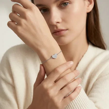 צמיד לב נוצץ לנשים