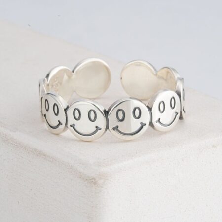 Alternative view of טבעת סמיילי