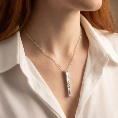 שרשרת בר מרוקע עם חריטה