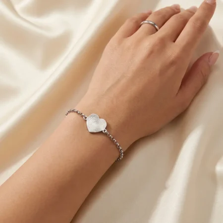 צמיד טביעת אצבע לב