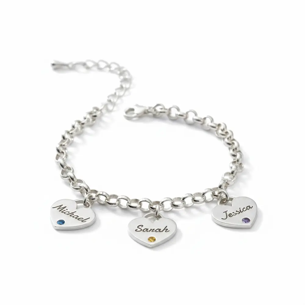 צמיד לבבות משובצים לאמא