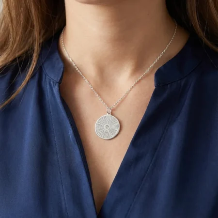 שרשרת אשת חיל עם שיבוץ