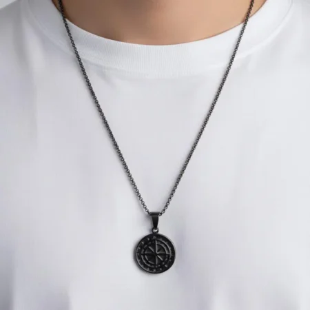 שרשרת מצפן שחור