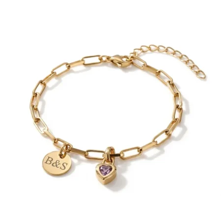 צמיד תליון עגול עם חריטה ולב משובץ אבן לידה