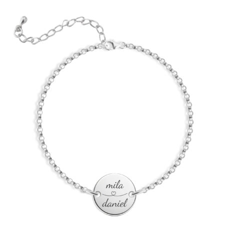 צמיד עגול עם חריטת שמות