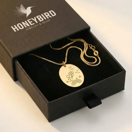 ציור ילדים חרוט על תליון אליפסה