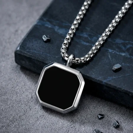 שרשרת תליון עם חריטה אישית לגבר